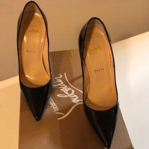 Christian Louboutin-So Kate Black Patent sz 7/37